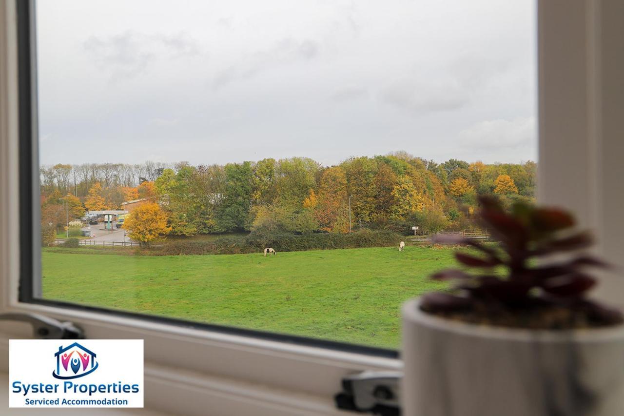 Syster Properties Serviced Accommodation Leicester 5 Bedroom House Glen View Exterior foto